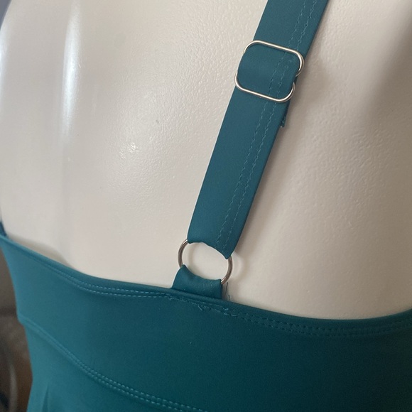 Plus size Ruffle Tankini - Picture 4 of 7